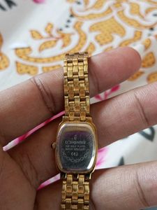 D&#39;signer Orignal Gold Toned 2 Hand Womens Watch