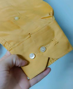 Huge Price Drop. Raymonds Shirt..✨