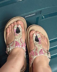 Flat For women