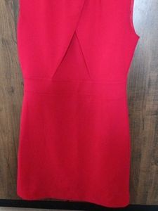 Red Sleeveless Dress