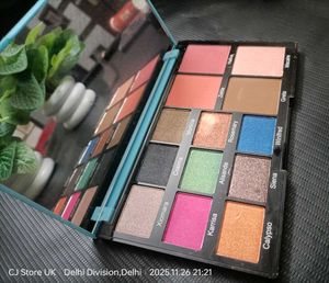 Swiss Beauty Eyeshadow Palette