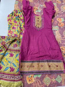 Floral Pink Trouser Kurti Set