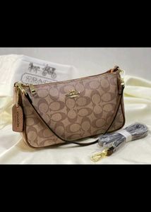 Coach Shoulder / Sling Bags Wholesale