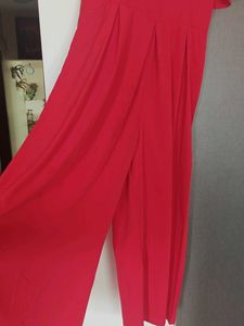 Bold Elegance in Red – Brand New Jumpsuit