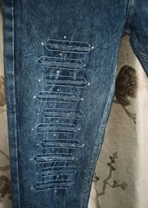 Women Blue Slim Fit Clean Look Jeans