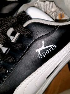 Black &amp; White Sports Shoes