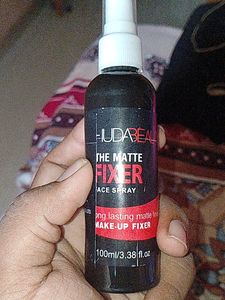 Huda Beauty The Matte Fixer Face Spray 100ml Long Lasting Matte Finish