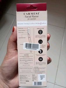 Carmesi Face Razor 3 N