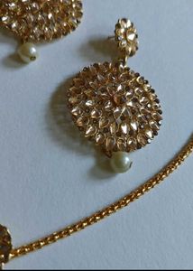 Gold Tone Jewellery Set