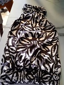 Stylish top for girls