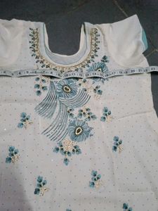 Elegant Embroidered Salwar Kameez Set