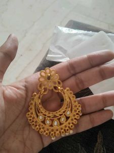Elegant Gold-tone Floral Earrings With Mangtika