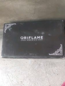 Oriflame Tissue Box