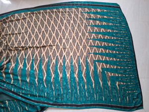 Stunning teal and beige saree🪔✨