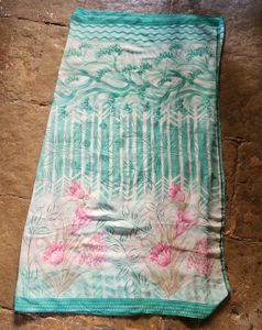 Elegant Floral Print Saree