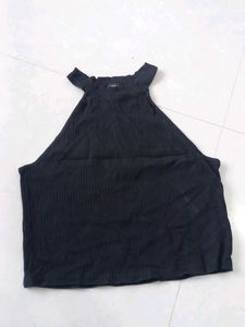 Black Ribbed Crop Top