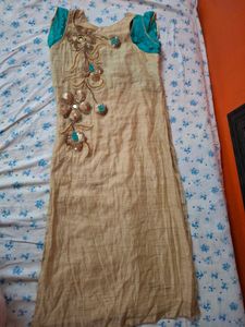 Embroidered Ethnic Kurta
