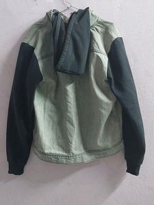 DENIM JACKET/SWETER