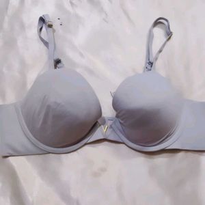 Victoria&#39;s Secret Bra