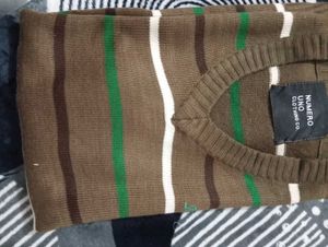 Beautiful Without sleev Sweater