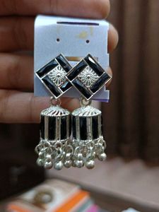 Black & Silver Jhumka Earrings