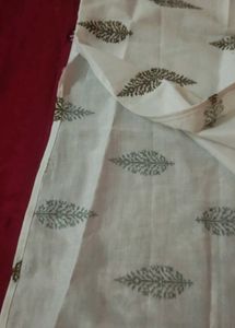 White &amp; Gold Leaf Print Kurti