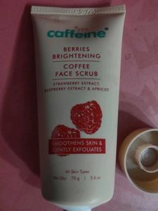 mCaffeine Berries Brightening Coffee Scrub