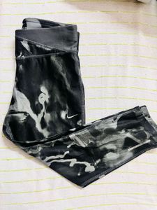 Nike Yoga Pant