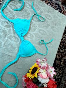 Halter Neck Bikini Top/bra 🌼 Negotiable 🌼