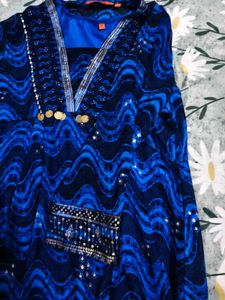 RangritiWomen Chevron Print Anarkali Kurta