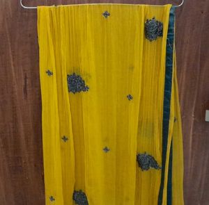 Girl&#39;s Patiala Suit Set