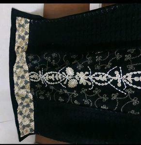 Beautiful Embroidred Woollen kurta