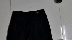 Distressed Wide Leg Jeans