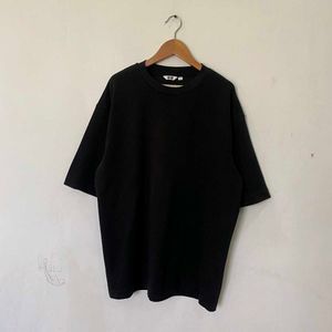 Uniqlo AIRism Plain tee