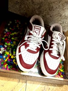 Puma Sneakers