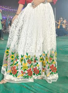 Ethentic White flare skirt 😍
