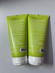 2 Dot &amp; Key Cica Calming Gel Face wash