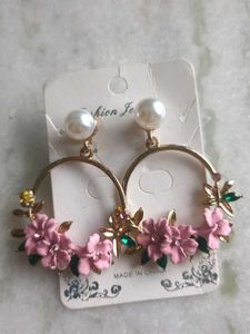 Pearl And Matte Flower Earrings 💗💗🌸