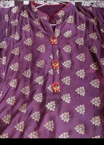 Ladies/Girls Kurti with Leggings