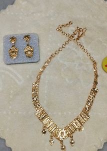 Goldplated Necklace W Earrings