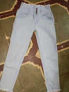 Skinny Fitted Jeans For Women ❣️