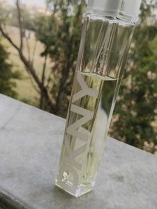 DKNY Women Energizing Eau de Parfum (100ml)