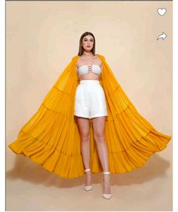 New Stayle Beautiful Women Gown Sireak