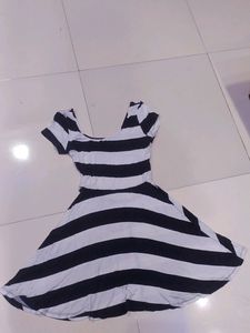 Nice Top 😍super Stretchible Fabric 👌