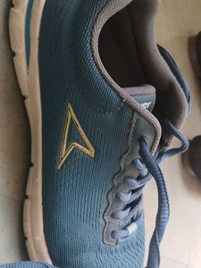 Sports Shoes
