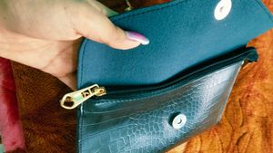 Pretty Black Clutch Sling Bag