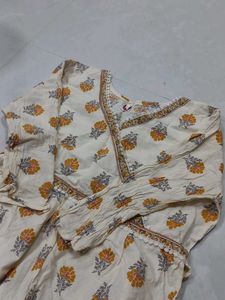 Floral Print Ethnic Top