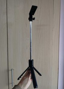 Extendable Phone Selfie Stick Tripod
