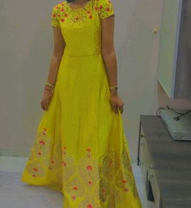 Yellow long dress/gown
