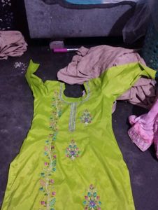 Green kurti